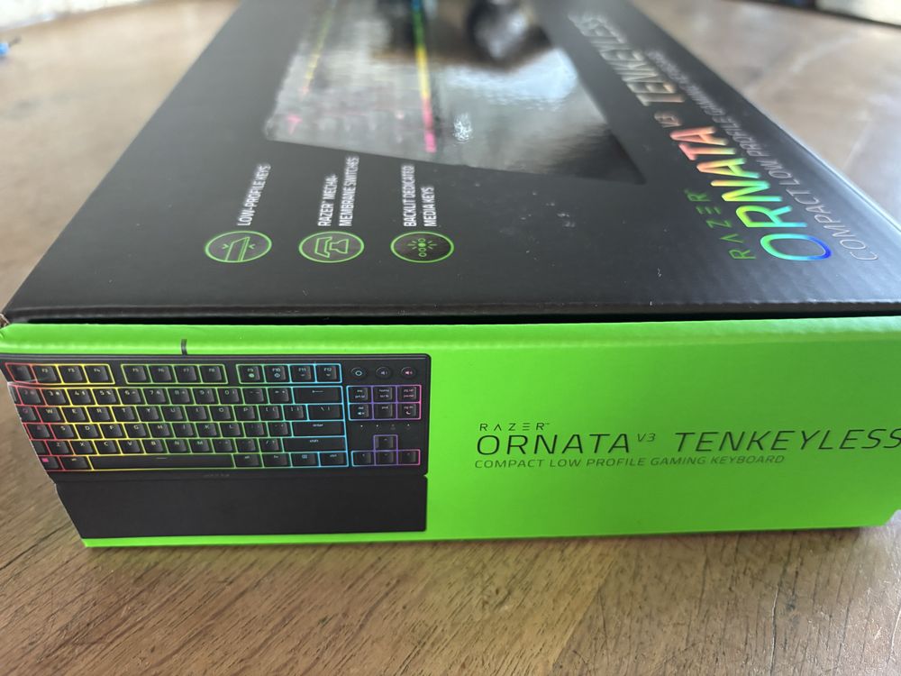 Гейминг клавиатура Razer - Ornata V3, RGB, черна