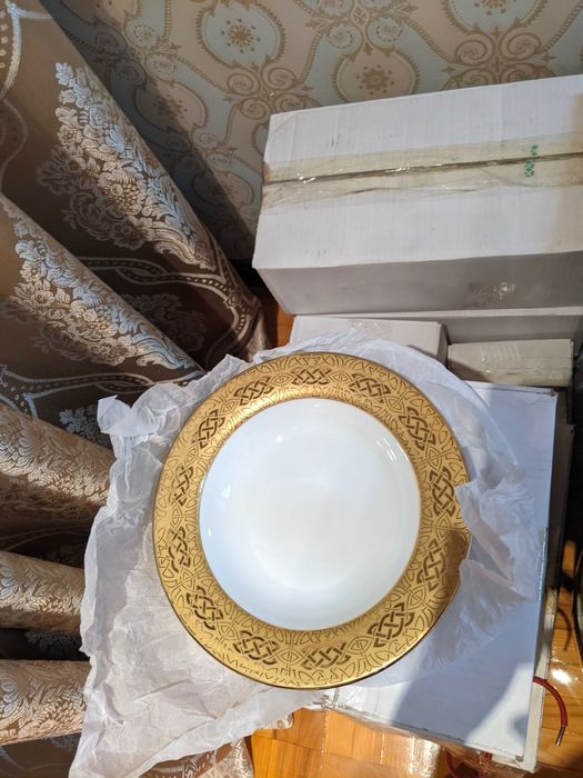 Столовый сервис для гостей