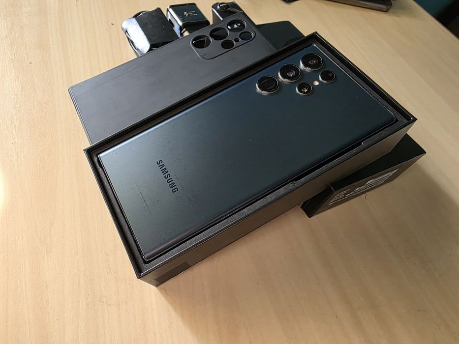 Sams.S22 Ultra 256/12 !!, Impecabil !,la cutie,extra pachet !