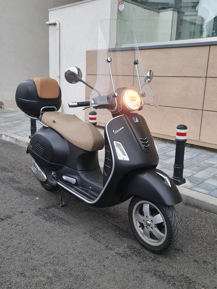 Vespa GTS 300 impecabil!