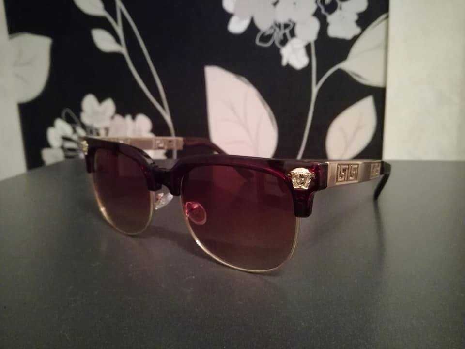Слънчеви Очила Versace УВ защита черни Златни Метални с Кожен Калъф
