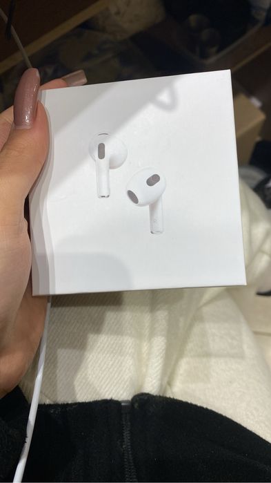 AirPods  3 модель ( новые ) ,отличное состояние
