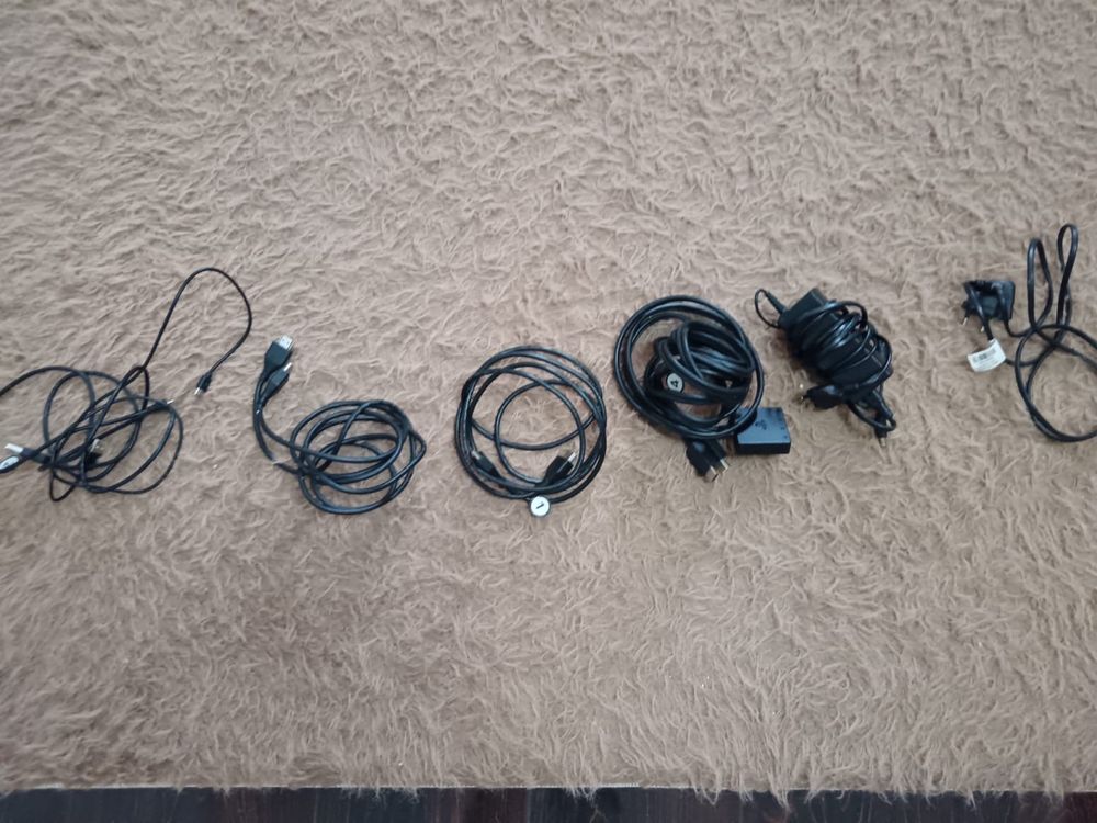 Ps4 + Ochelari VR si 14 jocuri . Starea super
