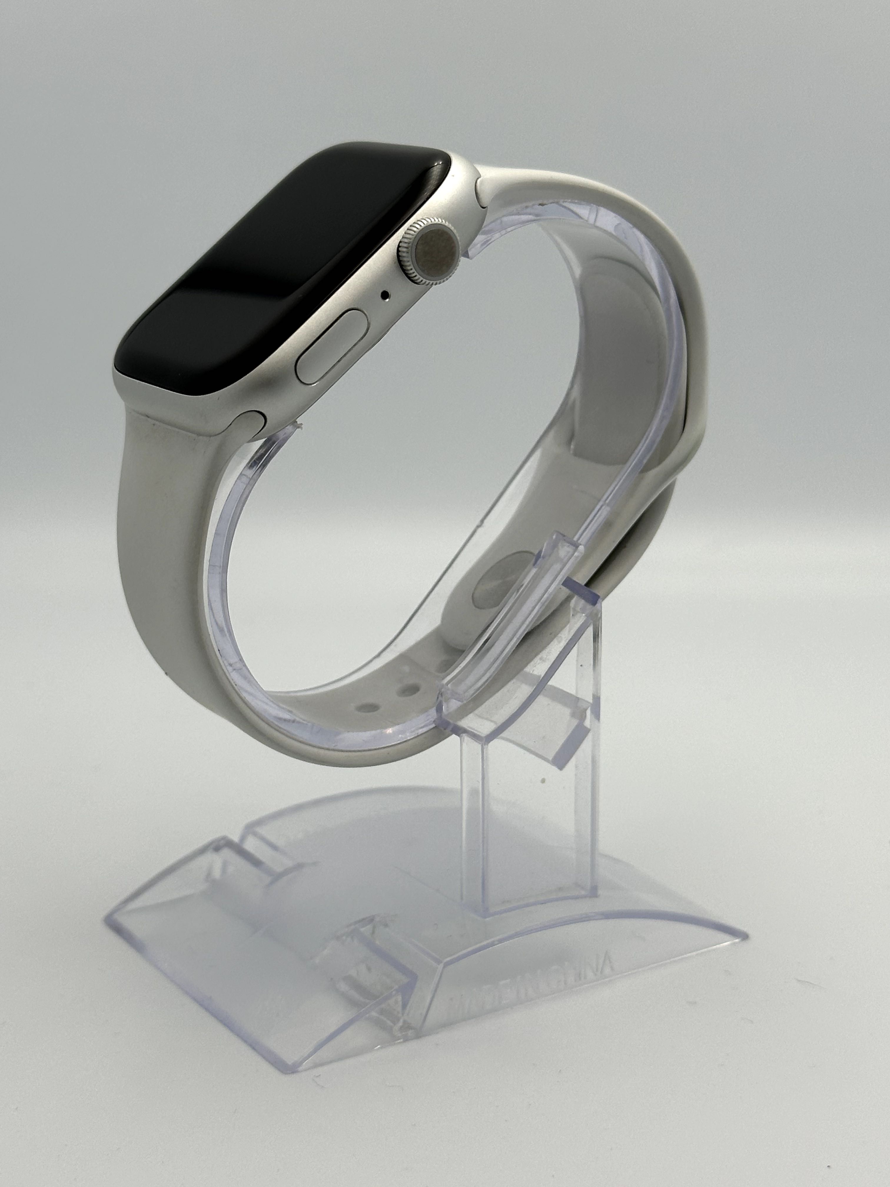 Apple iWatch Series 8, GPS , 45mm Silver