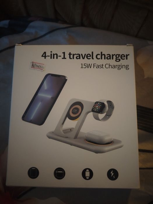 Зарядное устройство для телефона часов наушников