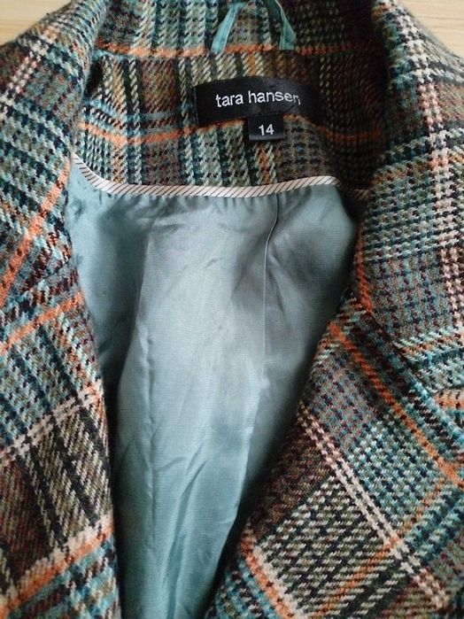 Ново дамско сако