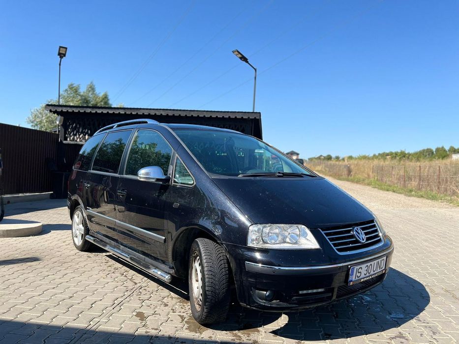 Sharan 2009, 7 locuri , cui remorca. 1.8