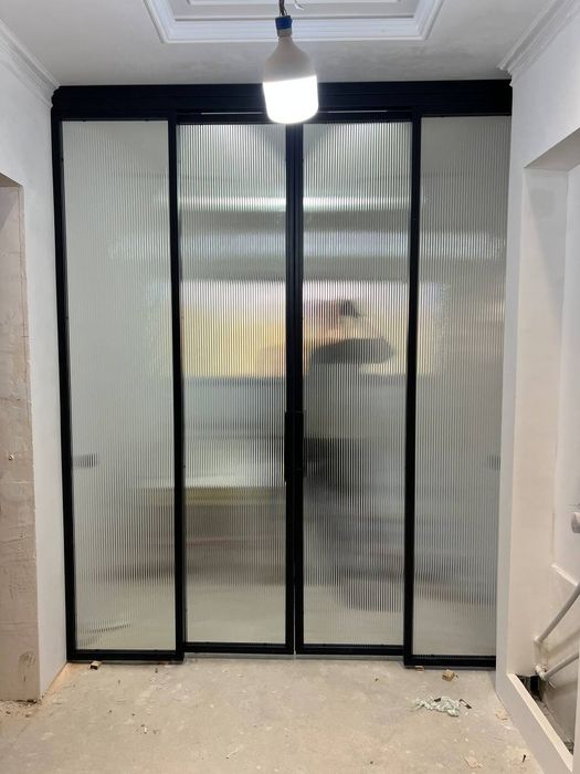 Раздвижные стекло двер. Перегородки и Распашные двер стекло