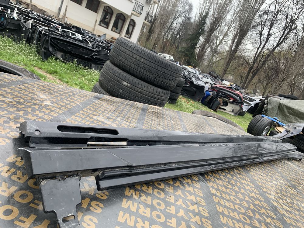 Прагове BMW X2 F39