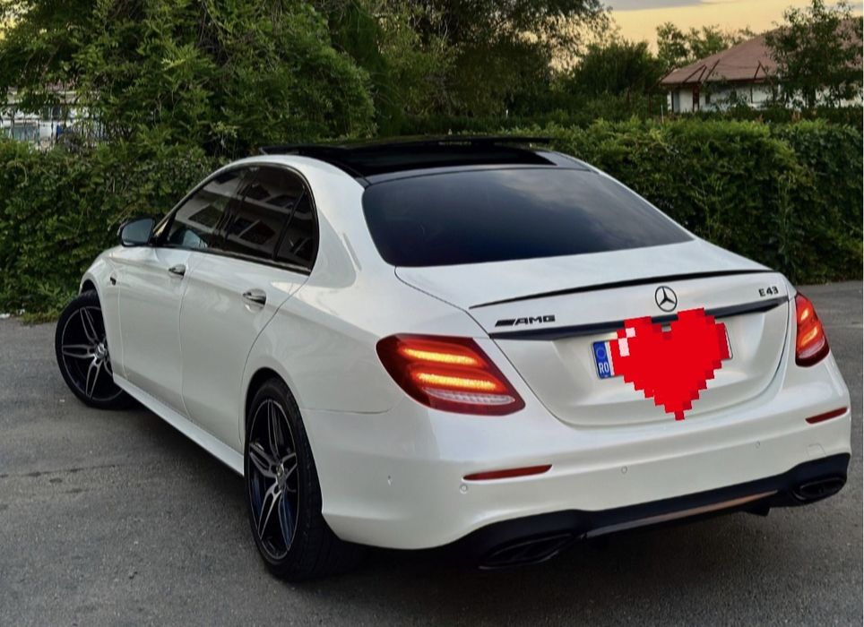 Mercedes Benz E 43 AMG . 401