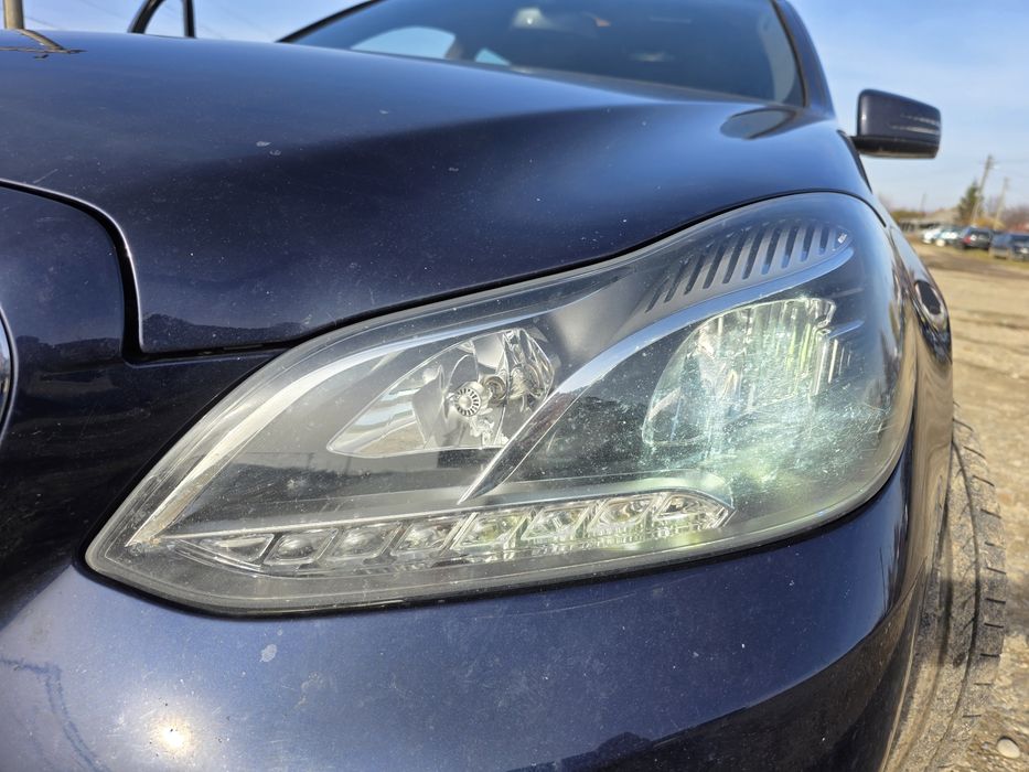 Far Mercedes W212 Facelift