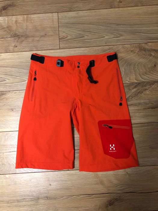 HAGLOFS-pantaloni scurti ca si NOI pt dame S