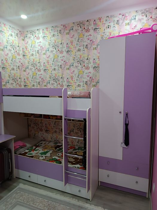 Продаю детскую почти новая