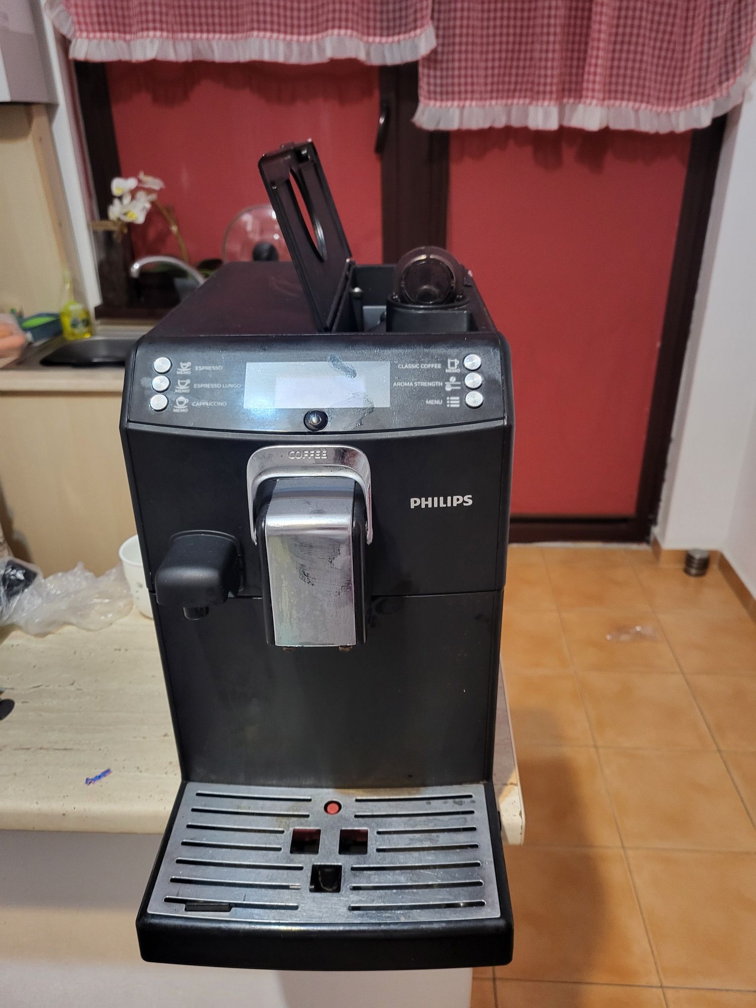 Espressor automat PHILIPS HD8847 seria 4000