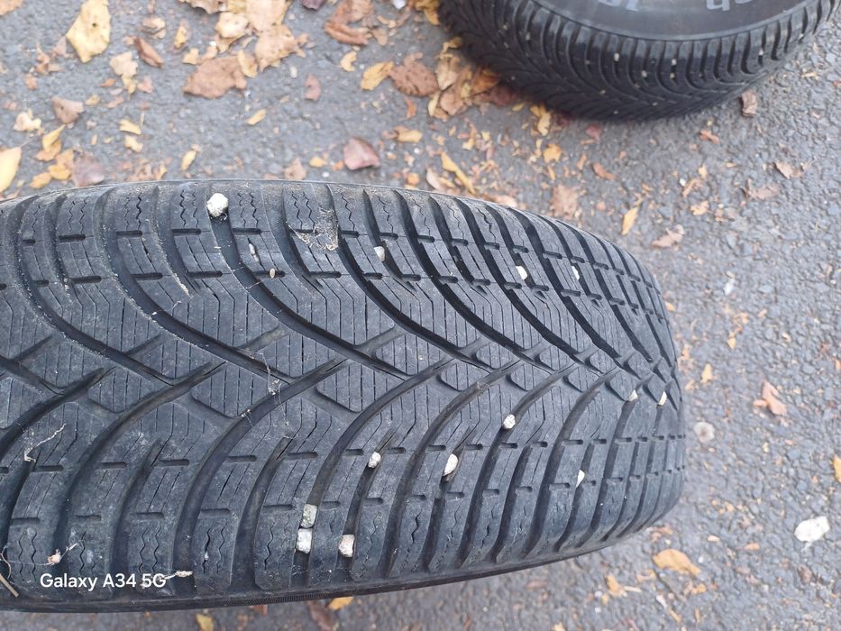 Vand 4 cauciucuri de iarna 185/65 R 14