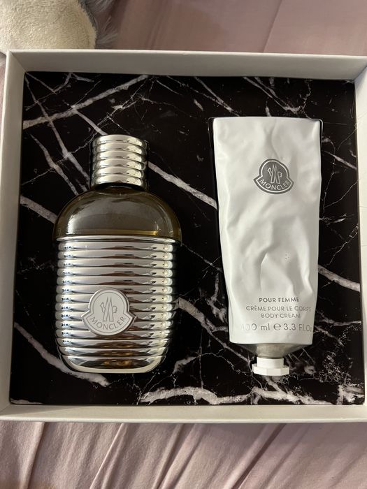 комплект MONCLER pour femme парфюм (EDP)