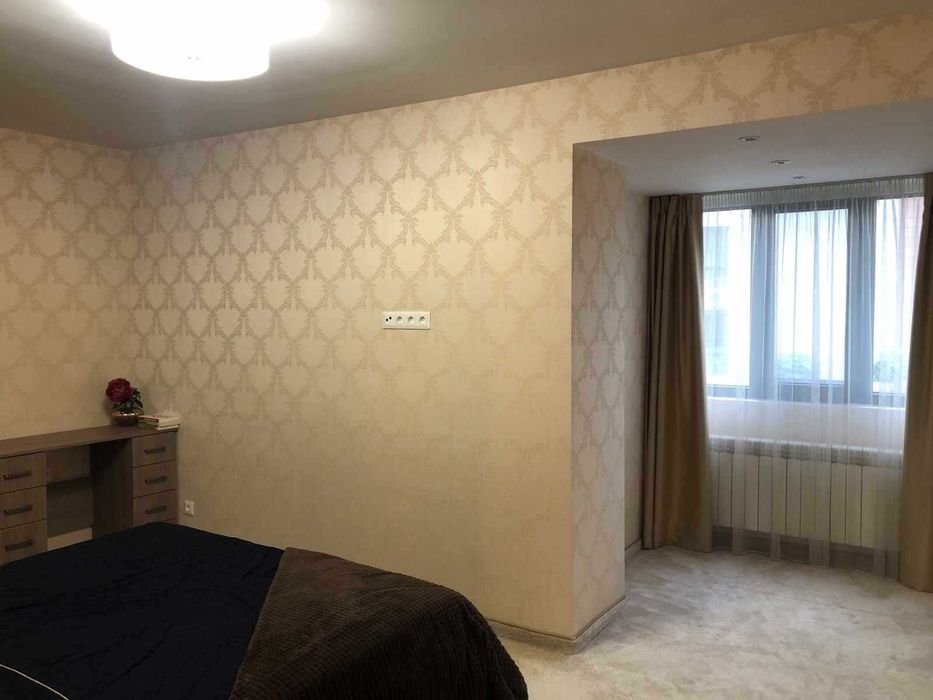 Продаваме Тристаен Апартамент В Полигона.