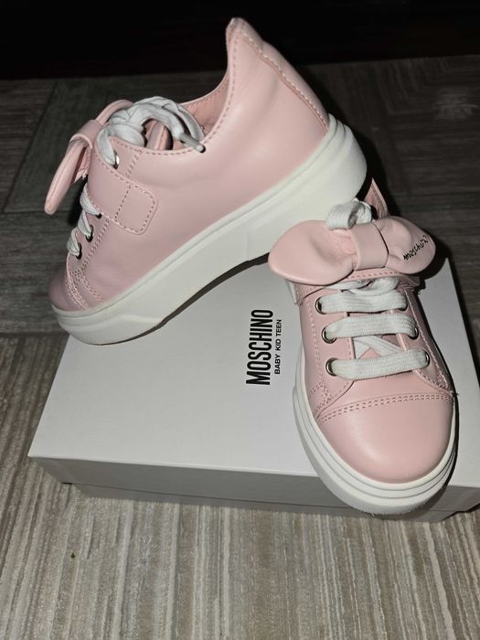 Детски сникърси Moschino