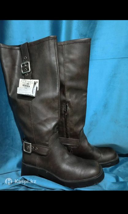Женские сапоги  Zara