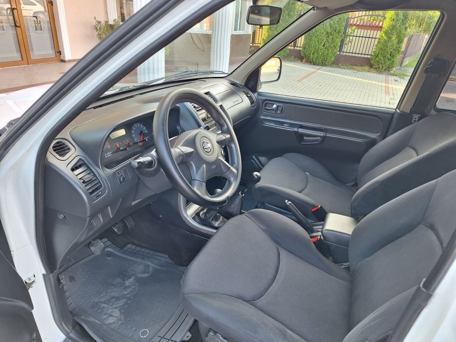 Nissan terrano 2.7 TDI Diesel 4x4 import recent
