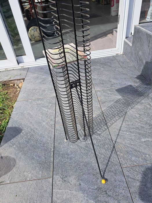 suport metalic de perete sau podea, pentru 60bucati CD uri