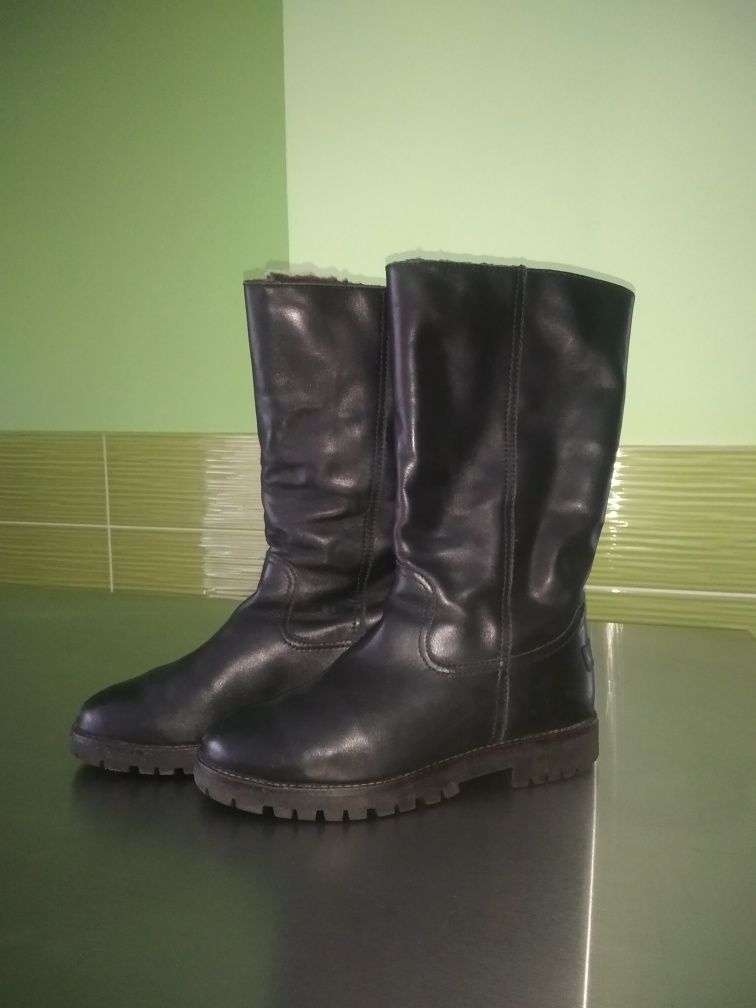 Продам сапоги кожаные