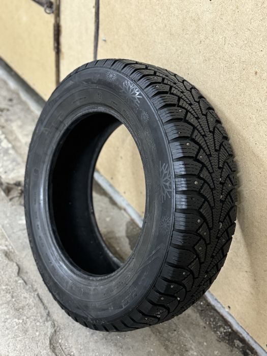 Продам зимний шипованный баллон 195/65 15