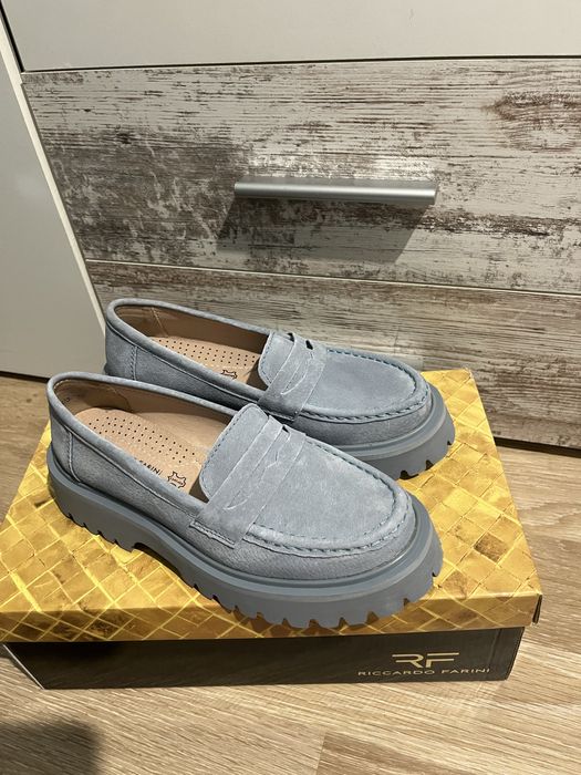 Лоуфъри ест.велур бебешко синьо