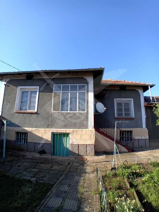 Продава се Къща в с. Желява, Област София-град - 140 кв.м за 929 €/кв.м - Снимка #3