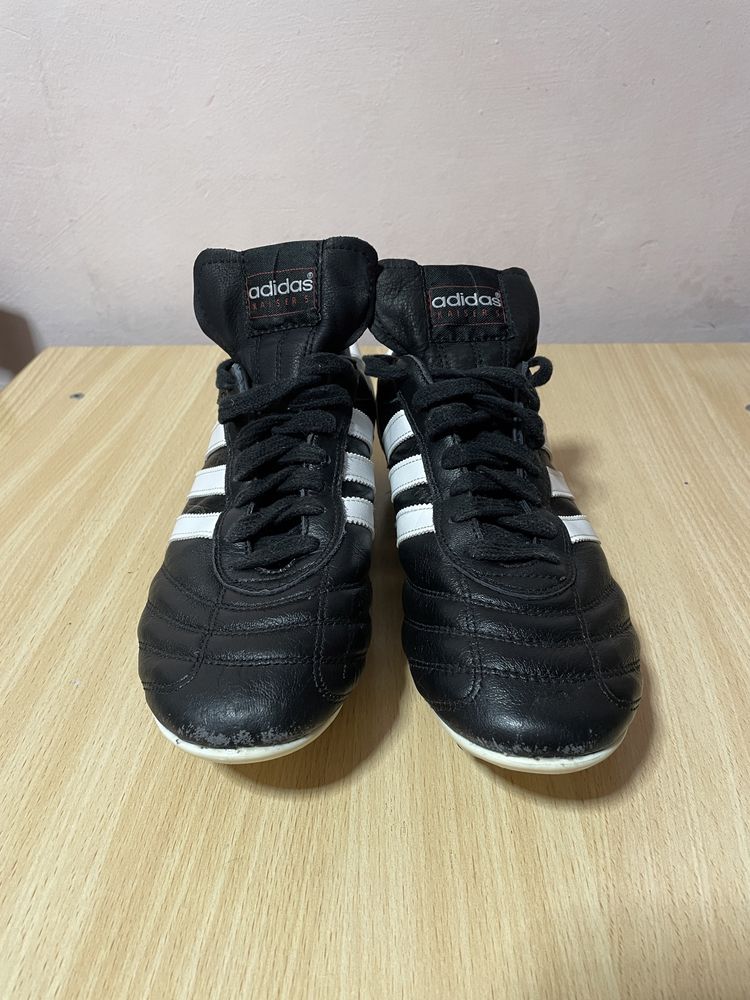 Ghete de fotbal Adidas Kaiser 5