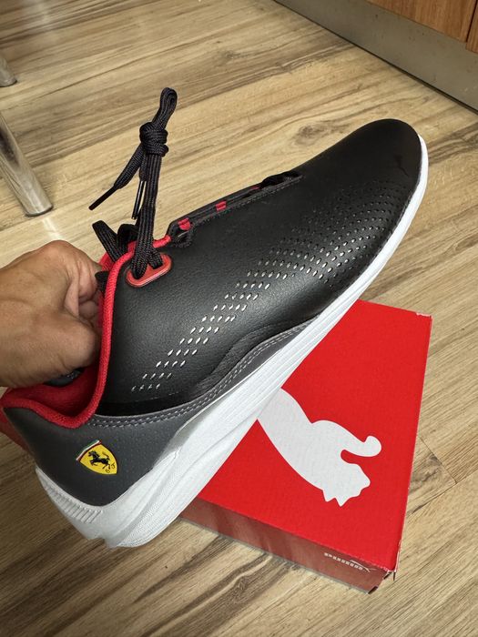 Оригинални маратонки PUMA Ferrari Drift Cat Decima! 40,5 н