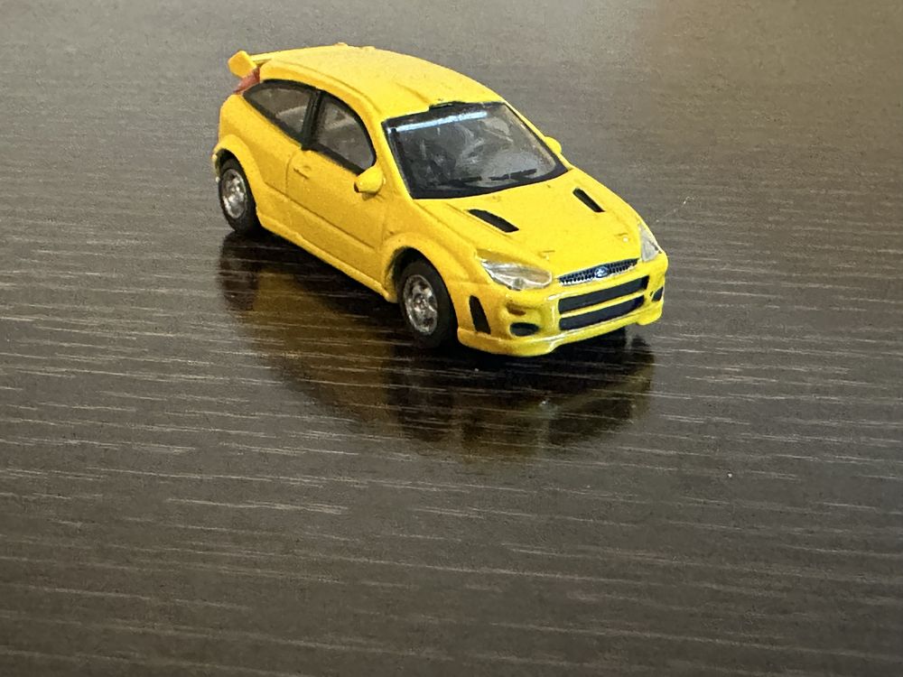 Macheta  auto Ford Focus RS Cararama 1:72