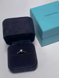 Продам кольцо помолвочное Tiffany