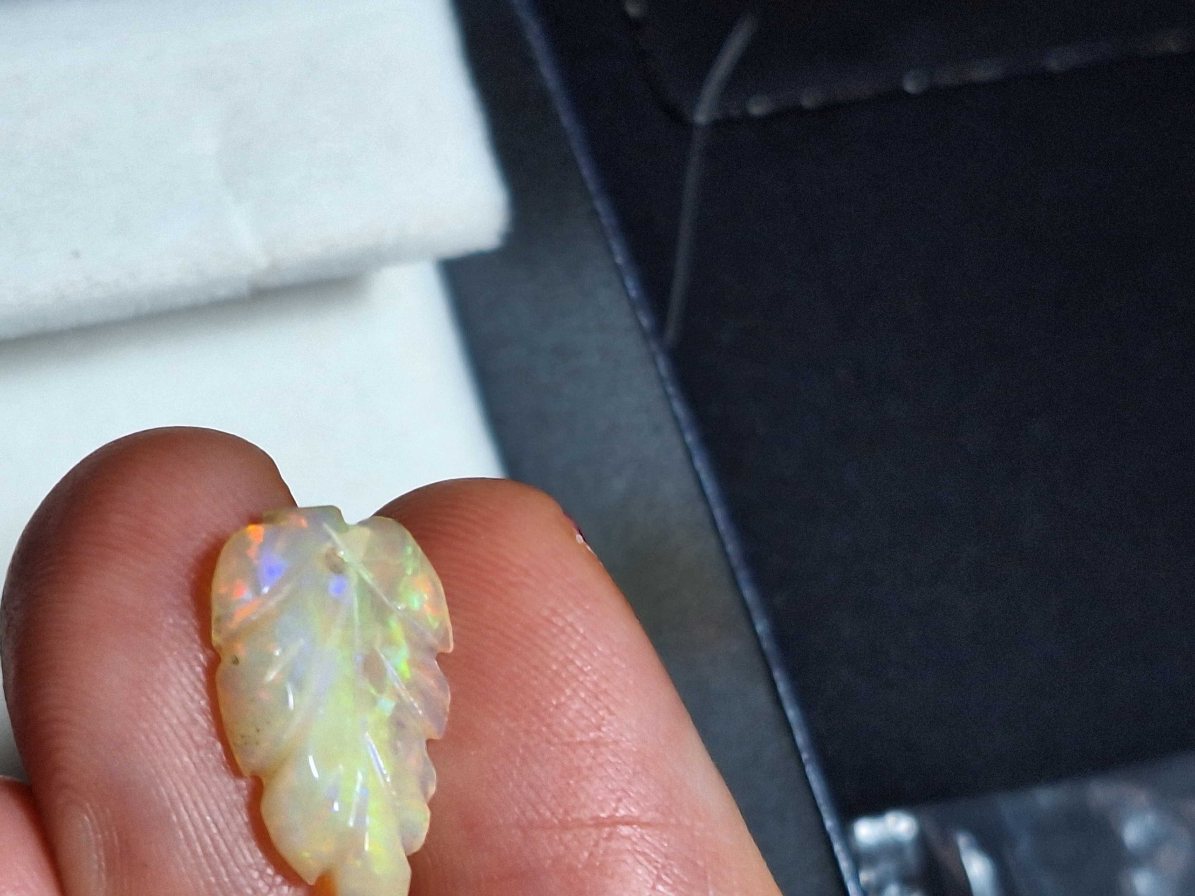 reducere - mai -opal ethiopian netratat sculptat manual - 2 opale