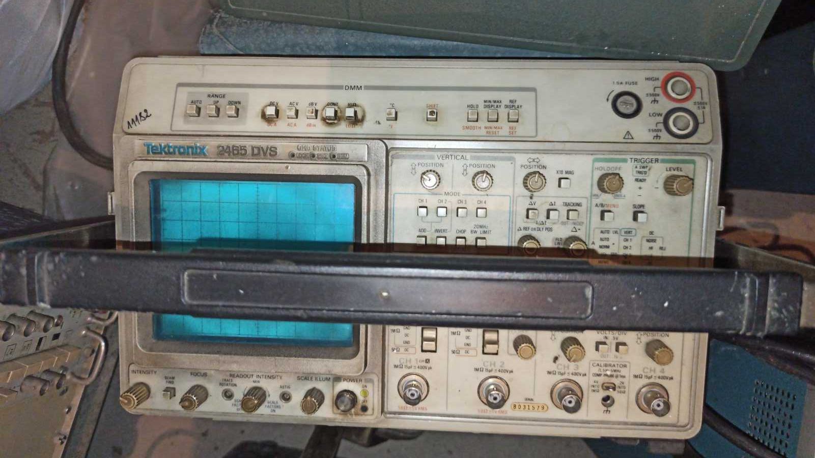 Осцилоскоп TEKTRONIX