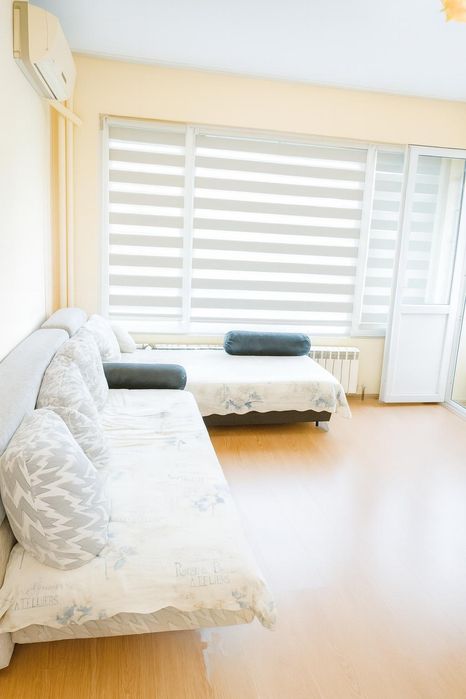 Дава се под наем Двустаен апартамент в Пловдив, Кършияка - 48 кв.м за 409 € - Снимка #1