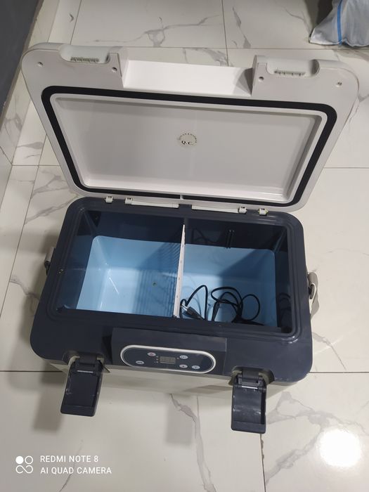 Muzlatkich sotiladi Mini