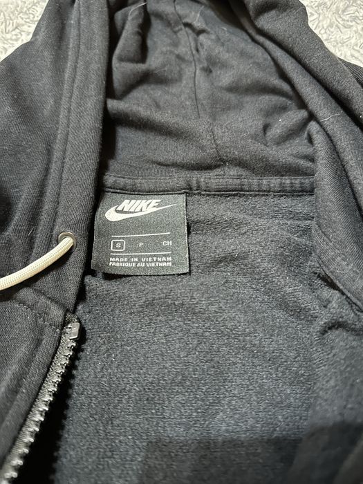 bluza Nike.