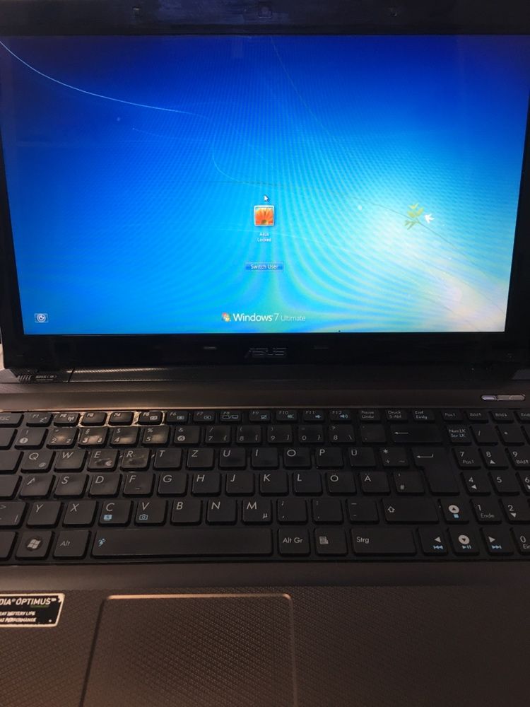 Asus K52J Proc.i3-2.47GHz,Nvidia Geforce310/1GB