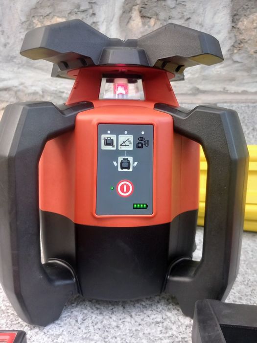 Ротационен лазерен нивелир Hilti PR 30-HVS A12