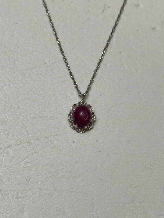 LANT + PANDANTIV AUR alb 18K + 8 Diamante + 1 Rubin Caboson - Vintage