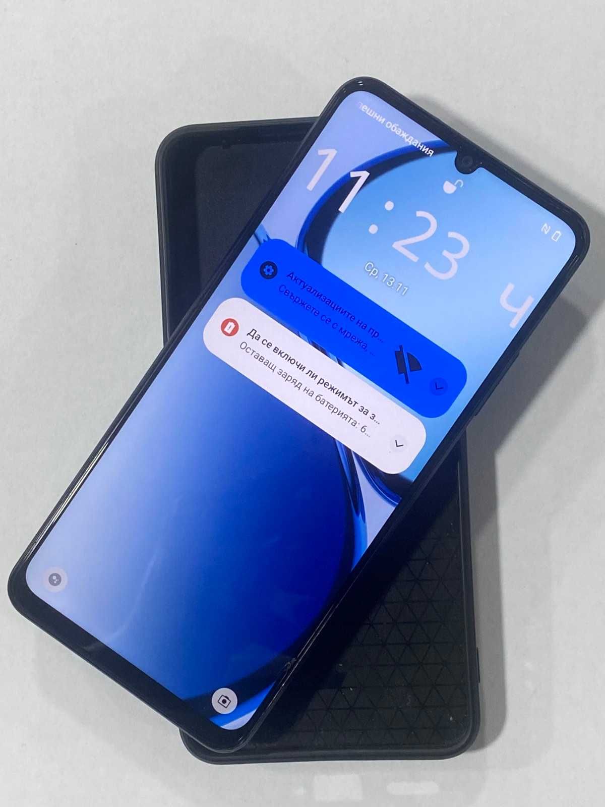 Продавам Realme C51