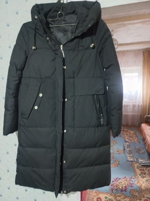 Продам плащ женский 48 размер