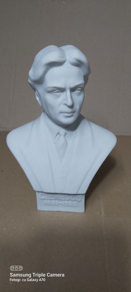 Bust "George Enescu"