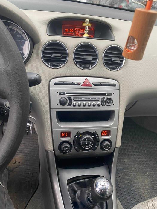 Peugeot 308 / пежо 308 на части
