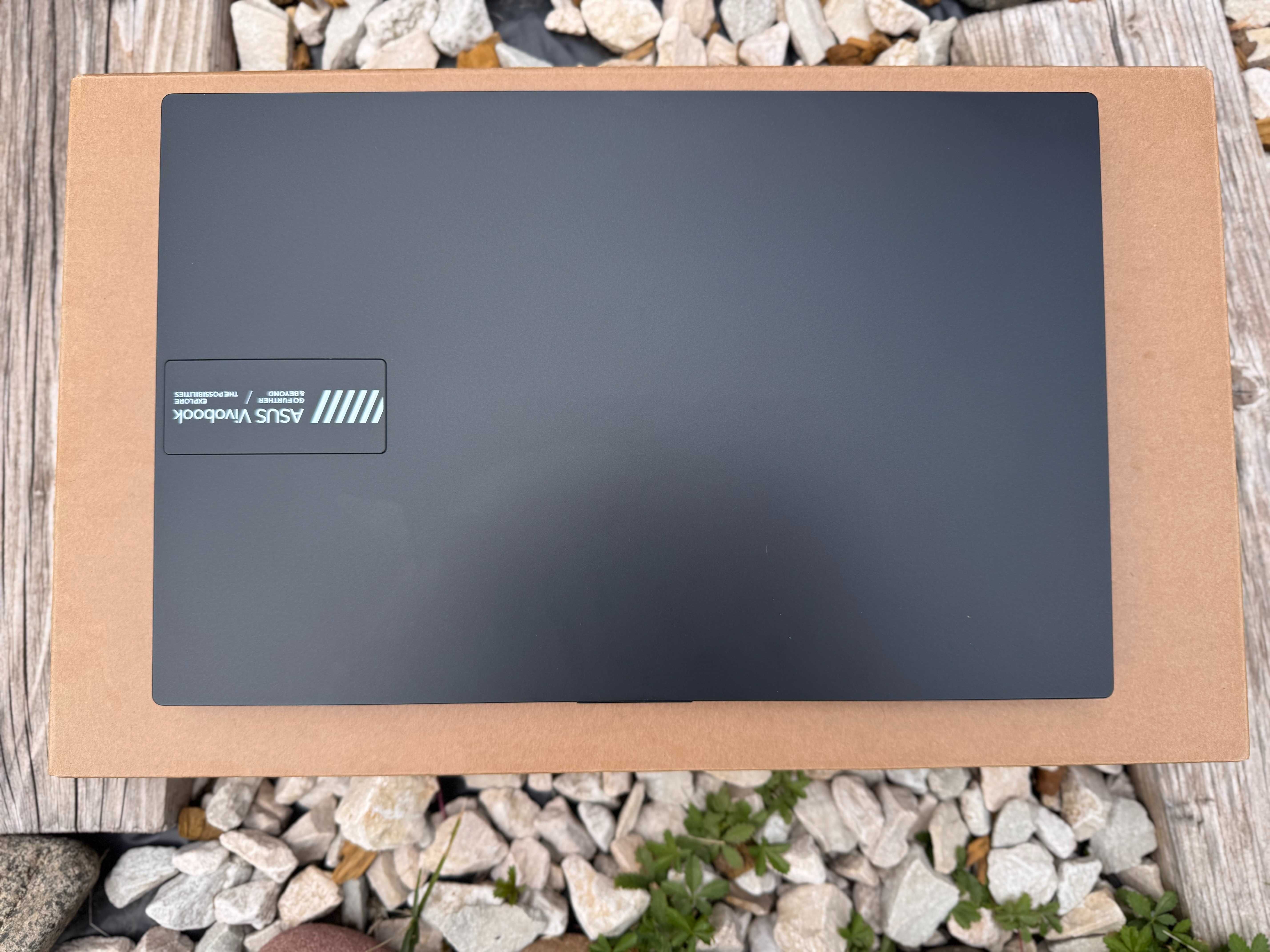 ASUS Vivobook Go 15 OLED Laptop (E1504F)