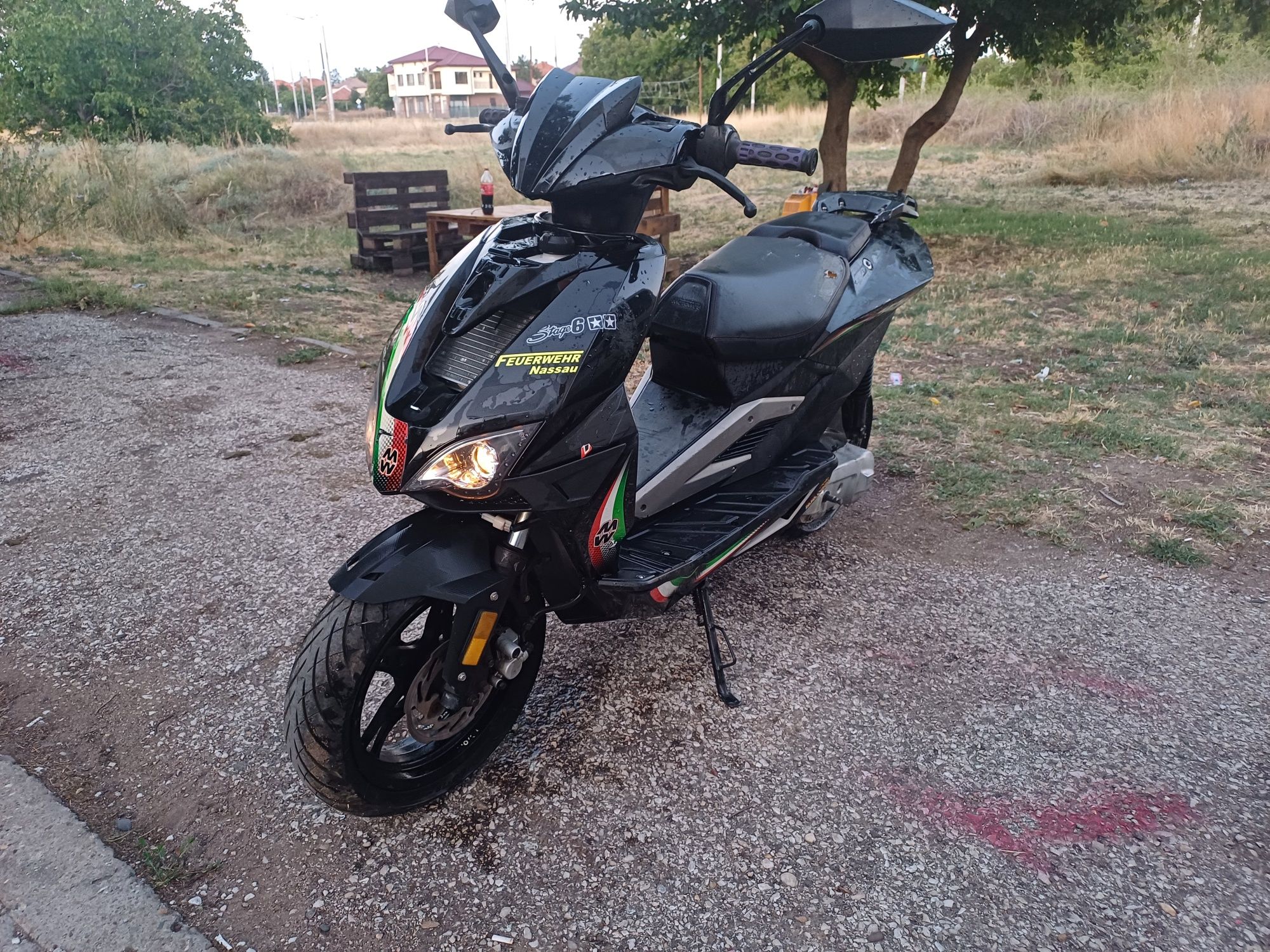 Скутер motoweel 50