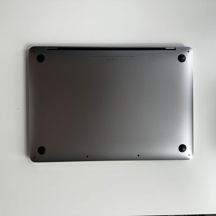 MacBook Pro 13” (M1, 2020)