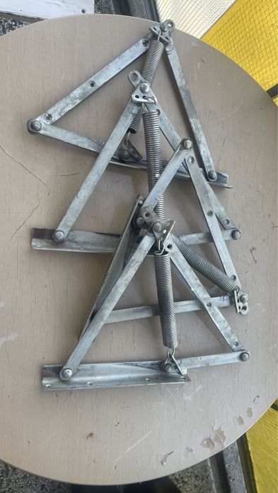 Повдигащ механизъм за матраци и 16 броя панти