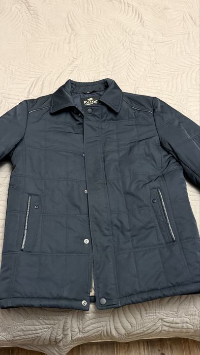 Продам зимнюю мужскую куртку